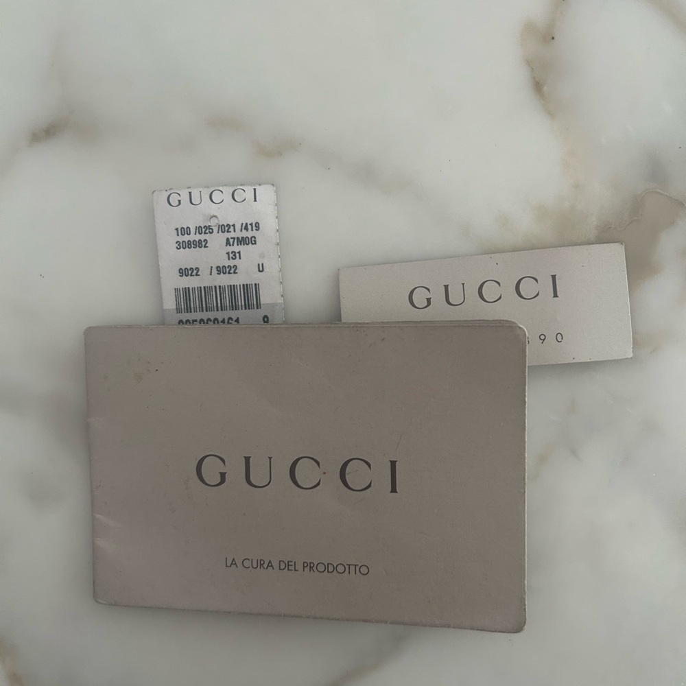 Gucci Soho Leather GG Logo Bag with Gold-Tone Chain Straps - Picture 13 of 16